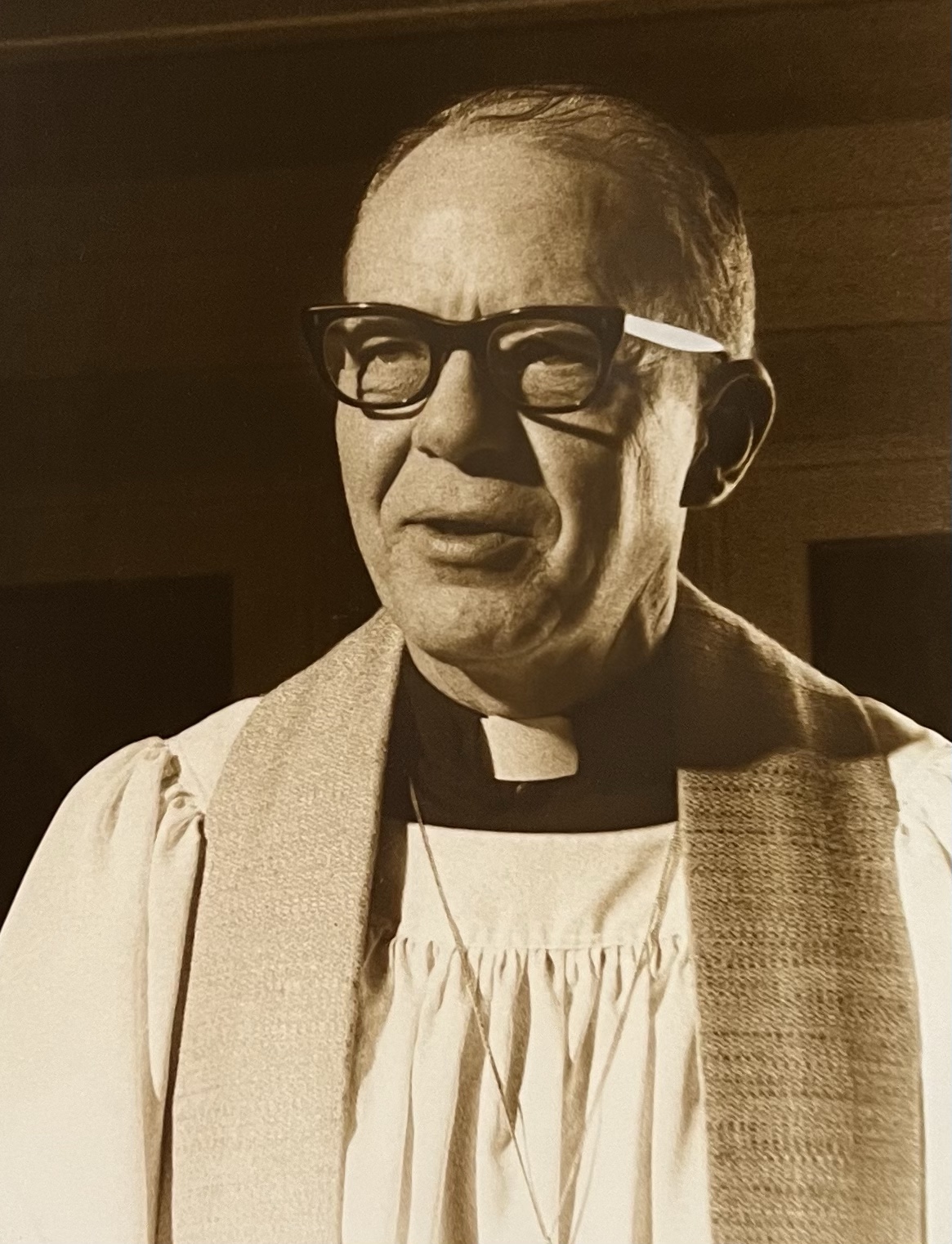 The Rev. Robert L. Lang Jr.